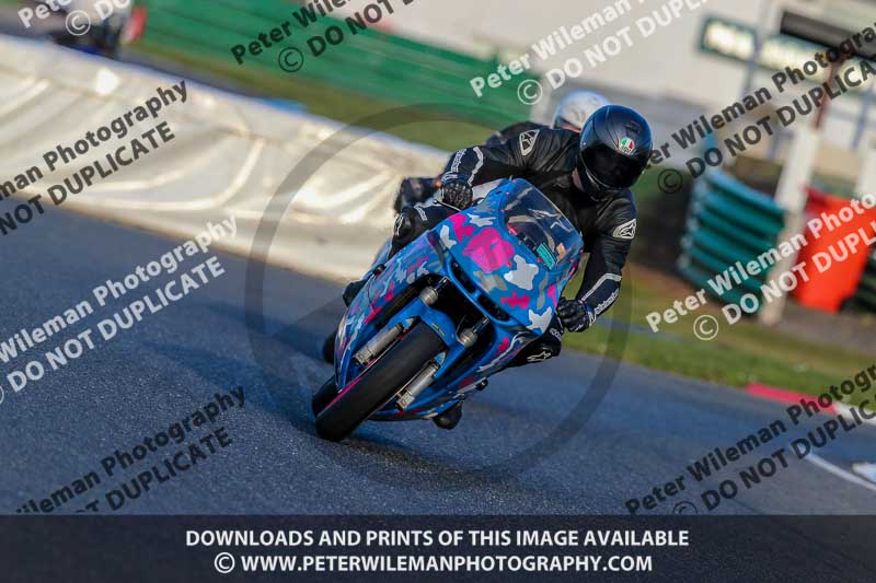 PJM Wedding Photography;enduro digital images;event digital images;eventdigitalimages;mallory park;mallory park photographs;mallory park trackday;mallory park trackday photographs;no limits trackdays;peter wileman photography;racing digital images;trackday digital images;trackday photos